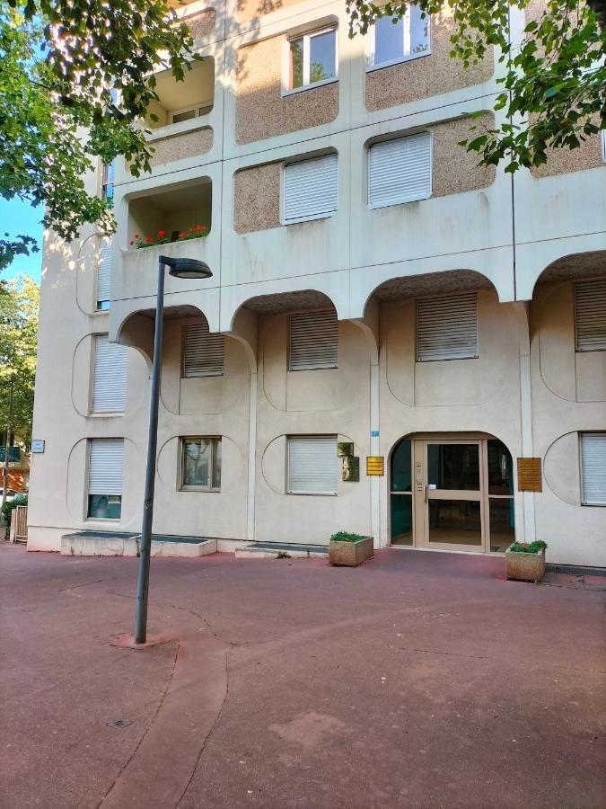 Appt D'Artiste - 3 Ch - Parking Apartment Rouen Exterior photo